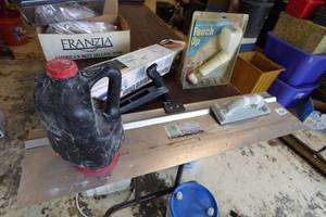 lot 34 image: Assorted Drywall Tools