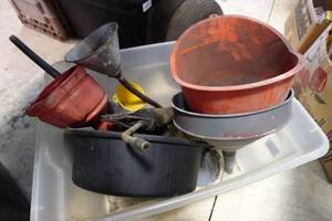 lot 124 image: Assorted Funnels and Oil Pans