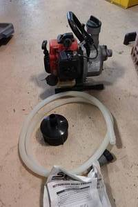 lot 96 image: Fresh Water Pump with Mitsubishi TLE20PD Engine