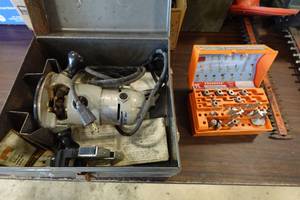 lot 102 image: Stanley Router with Bits