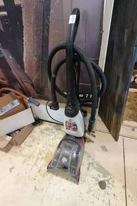lot 294 image: Dirt Devil Carpet Cleaner