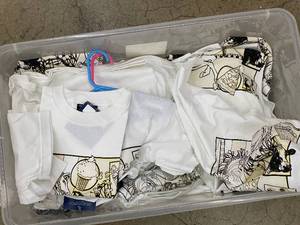 lot 8 image: Lot of Youth Large Del Sol White T-Shirts with Custom Graphic Design