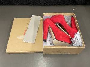 lot 171 image: Bonniibel Red High Heels, Size 7