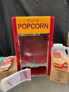 lot 253 image: Vintage Style Popcorn Machine with Accessories