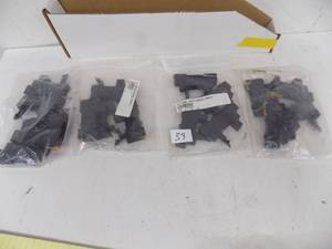 lot 39 image: A-B Mini 5 Socket, #700-HN121 Socket, 17 count