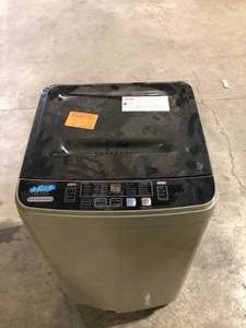 lot 22 image: Krib Bling 1.38 cu.ft. Full-Automatic Top Load Washer in Gray no hoses  customer return review pictures