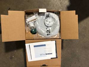 lot 32 image: MOEN Banbury 1-Handle 1-Spray Trim Kit Tub and Shower Faucet 1.75 GPM in Matte Black customer returns review pictures