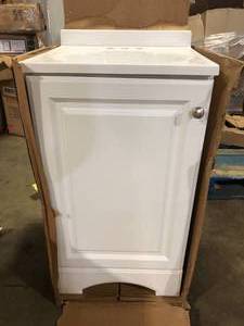lot 43 image: Glacier Bay 19 in. W x 18 in. D x 34 in. H Single Sink Freestanding Bath Vanity in White with White Cultured Marble Top customer return review pictures