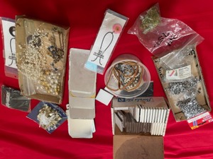 lot 56 image: Craft & Bead Supplies