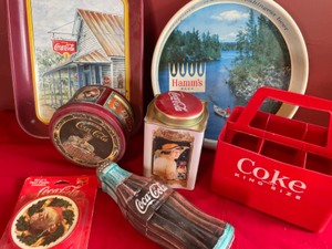 lot 70 image: Coca Cola Collection with Hamms Beer Tray