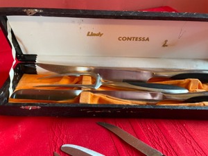 lot 76 image: Contessa Carving Set & Knives