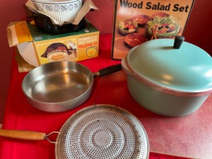 lot 66 image: Kitchen Pots & Nordic Ware Souffle