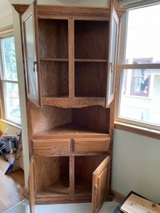 lot 7 image: Corner Cabinet that Works Great In Any Room for Added Storage