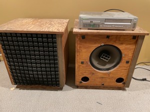 lot 91 image: Handmade Speakers in Boxes