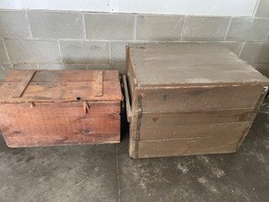 lot 48 image: Old Trunk and Storage Box