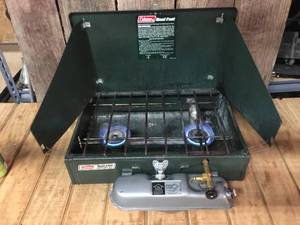 lot 34 image: Coleman 424 Dual Fuel Camp Stove - Works