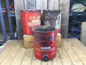 lot 55 image: 3 Vintage 5 Gallon Oil Cans Farm-Oyl