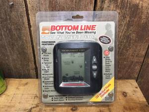 lot 99 image: Bottom Line Tournament 1101 Fish Finder