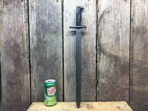 lot 105 image: 1942 M1 Garand U.S. Rifle Bayonet - 16