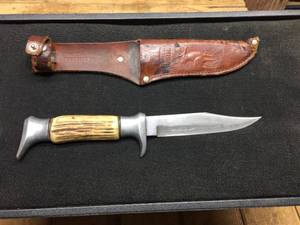 lot 109 image: Vintage Edge Mark 54 Hunting Knife - Solingen Germany
