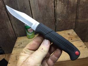 lot 114 image: Kershaw BT-3 Changeable Blade Knife