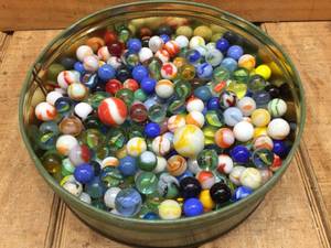lot 139 image: Old Tin with Variety Old Marbles