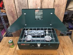 lot 182 image: Coleman 424 Dual Fuel Camp Stove - Works