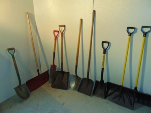 Mixed Lot of Hand Shovels