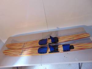 Swinger Lake Region Water Skis