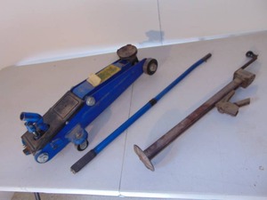 Mixed Lot of Floor Jacks