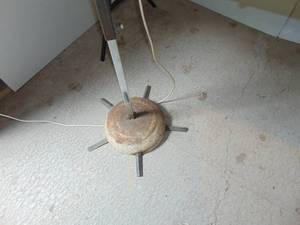 Mixed Lot of Extension Cords and Garage Lighting