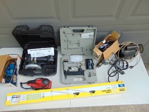 Mixed Lot of Power Tools and LED Shop Light