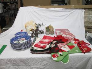 lot 64 image: Misc Christmas items. Plates linens...