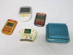 lot 73 image: Handheld games untested. Yahtzee, p...