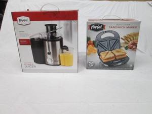 lot 109 image: Parini power juicer and sandwich ma...