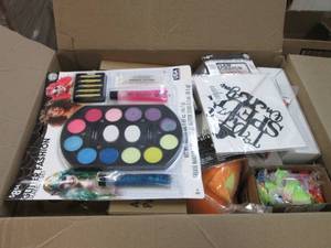 lot 210 image: Large mystery box of Halloween deco...