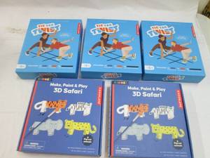 lot 256 image: Kids game and craft kits 2 3D Safar...