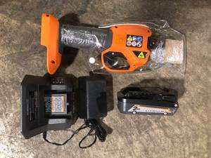 RIDGID 18V Brushless Cordless Battery Pruner with  Battery and Charger customer return review pictures