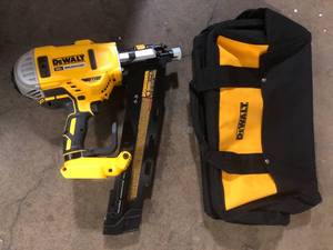 Dewalt 21 Plastic Collated framing nailer kit customer return review pictures
