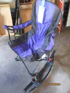 lot 35 image: Portable fold-up Campers rocking chair