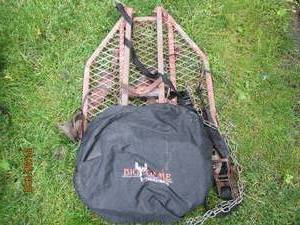 lot 67 image: Big Game backpack tree stand...
