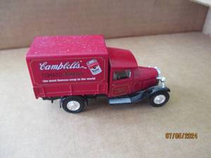 lot 88 image: Matchbox die cast 1932 replica Ford AA Truck
