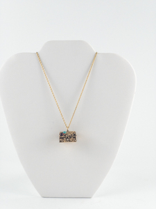 AVON Queens Ransom Treasure Chest Box Yellow Plated Base Metal Pendant Necklace.