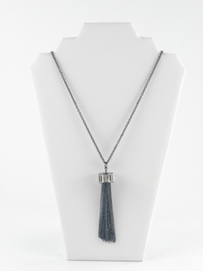 AVON Antiqued Tassel Base Metal Opera Necklace.