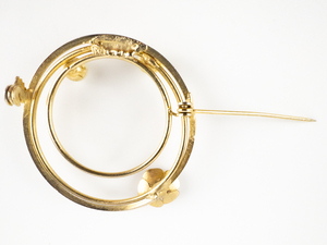 Beautiful, Open Circle With Two Pearl & One Rose Motif Gold Tone base Metal Brooch.