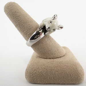 Adorable White Enamel Bunny Silver Tone Base Metal Ring. Size 7.75 - 8.