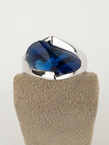Gem Mountain Studios Laguna Wave Ring Unique Cut Blue Cubic Zirconia Sterling Silver Ring. Size 8.75 - 9.