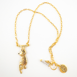 Danbury Mint by Gary Paterson Hang In There Cat Yellow Plated Base Metal Princess Necklace.