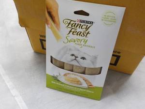 30 x 4 packs Natural Chicken in a D...