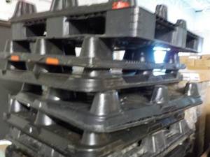 4 Plastic Pallets...